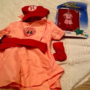 A League of their own costume for toddler